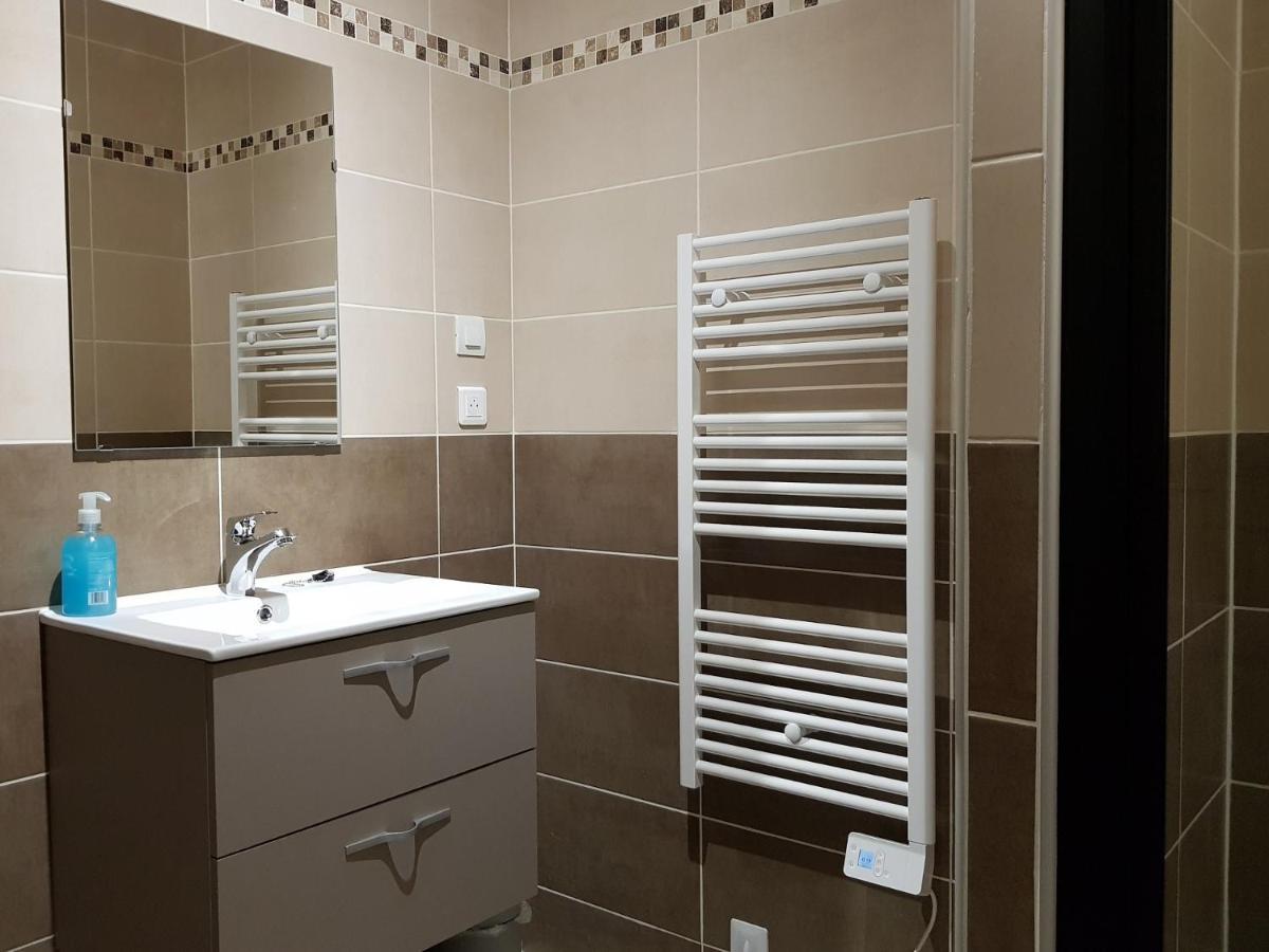 Domaine De Pelouaille - Chambre D'Hotes Saint-Jean-dʼAngély 外观 照片