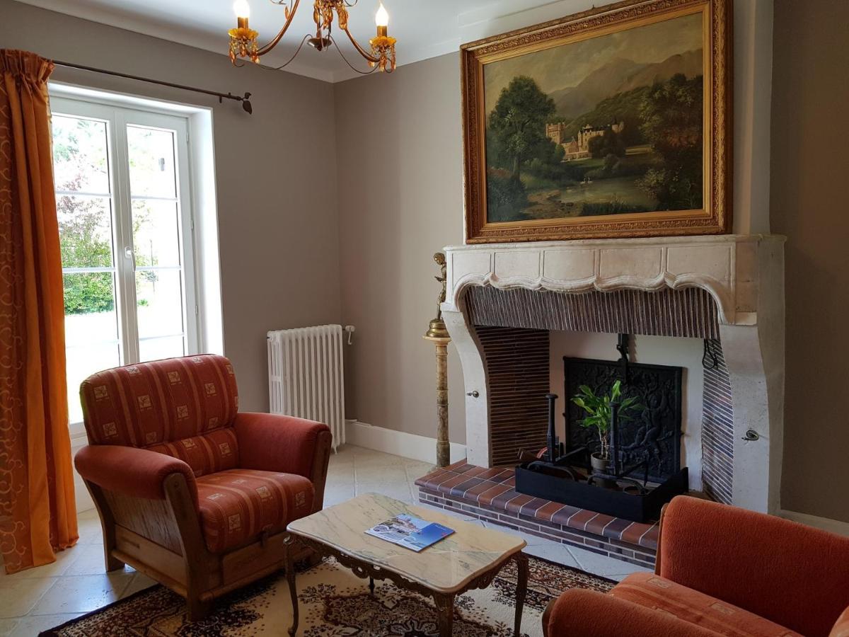 Domaine De Pelouaille - Chambre D'Hotes Saint-Jean-dʼAngély 外观 照片